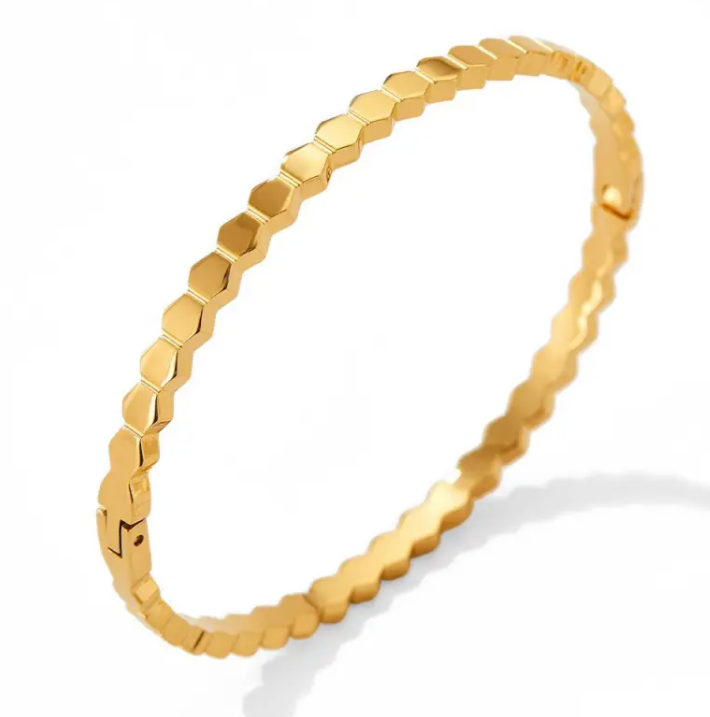 Luxe Star Buckle Bracelet