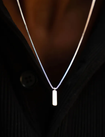the Iconic Luxury Titanium Steel Clavicle Chain